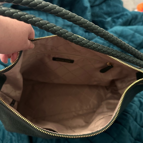 Michael Kors Large Lexington Shoulder Bag in Dark Green - Picture 3 of 4